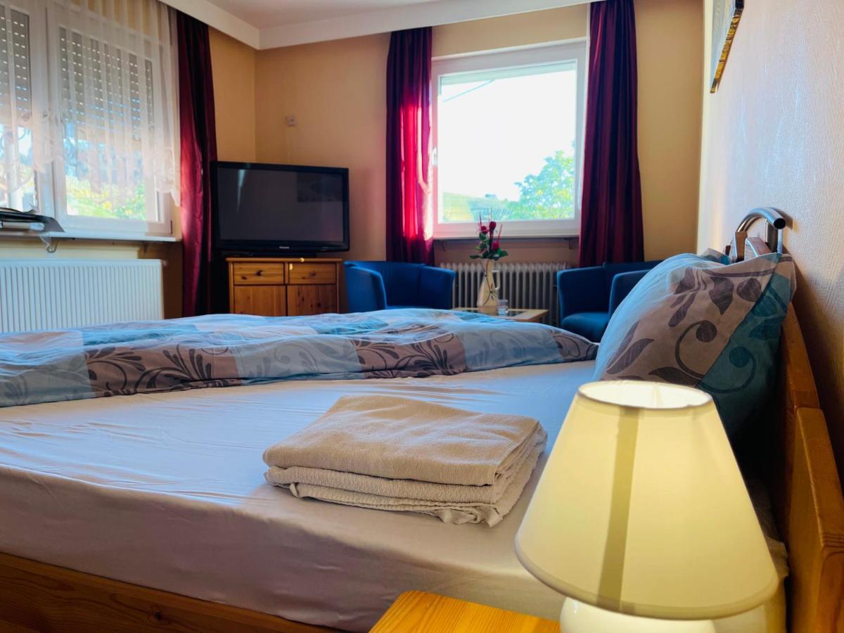 Hotel Ochsen Ortenberg  Екстериор снимка