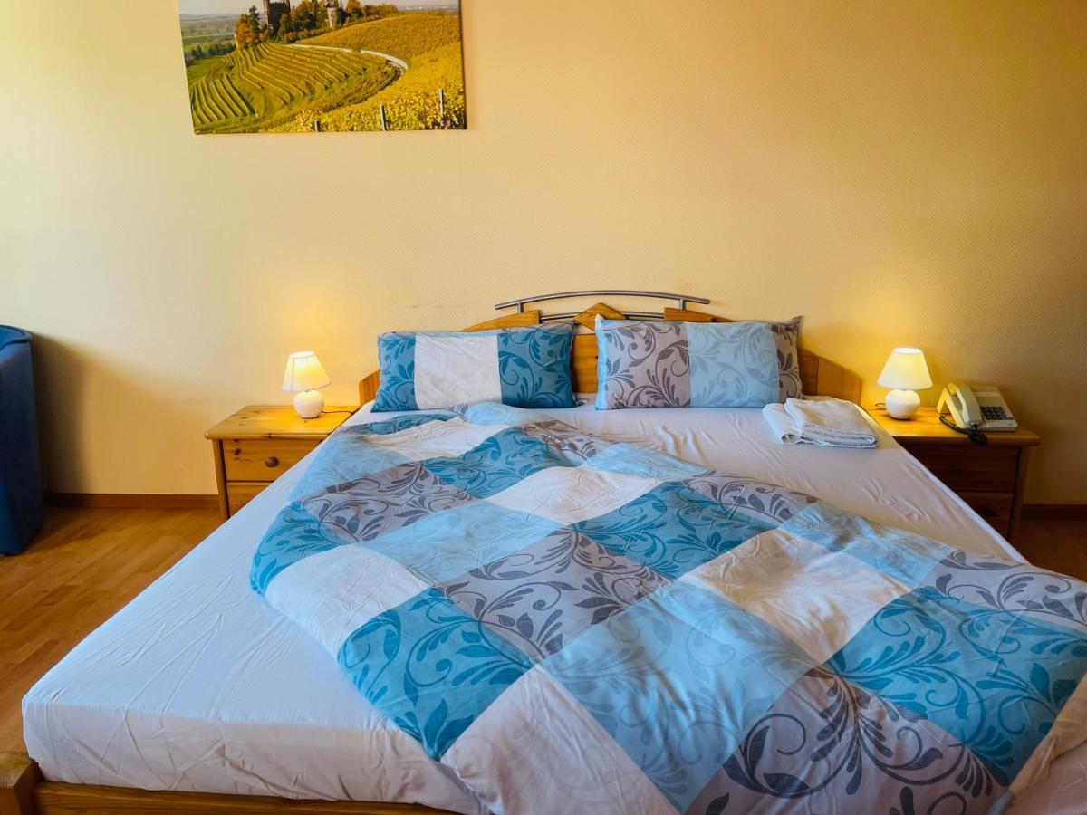 Hotel Ochsen Ortenberg  Екстериор снимка
